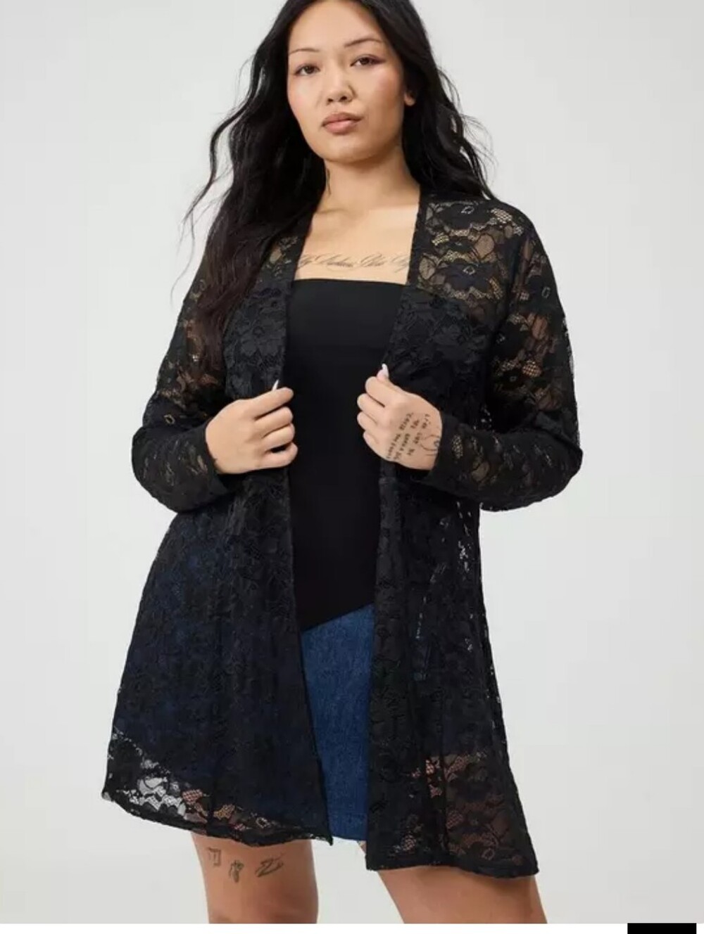 #066 Torrid 2 Lace Fit & Flare Kimono